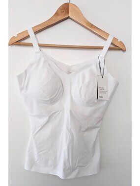 BNWT Knix V-Neck Luxelift Tank White Large